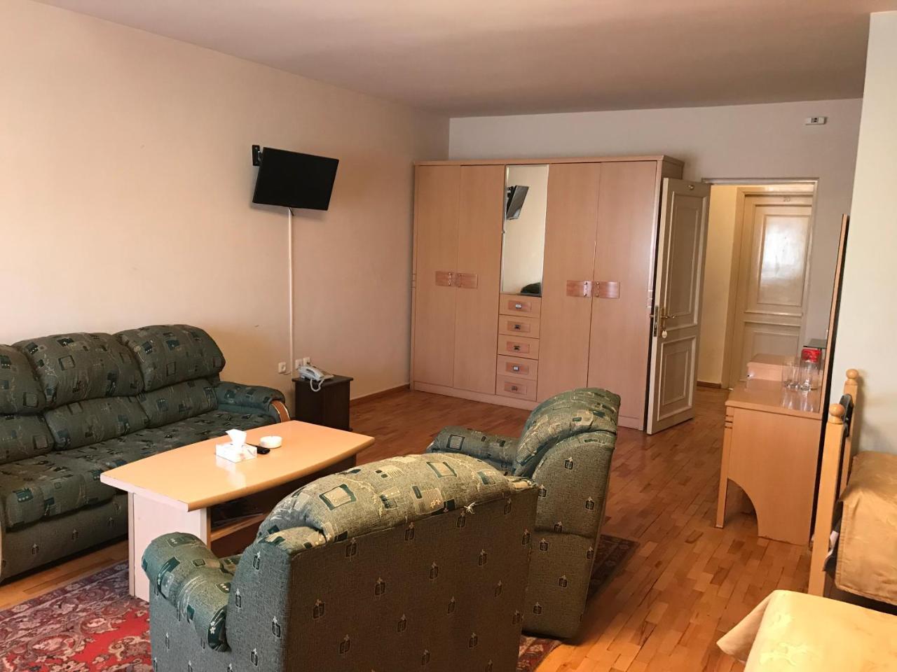 Hotel Aliq Tsaghkadzor Eksteriør billede